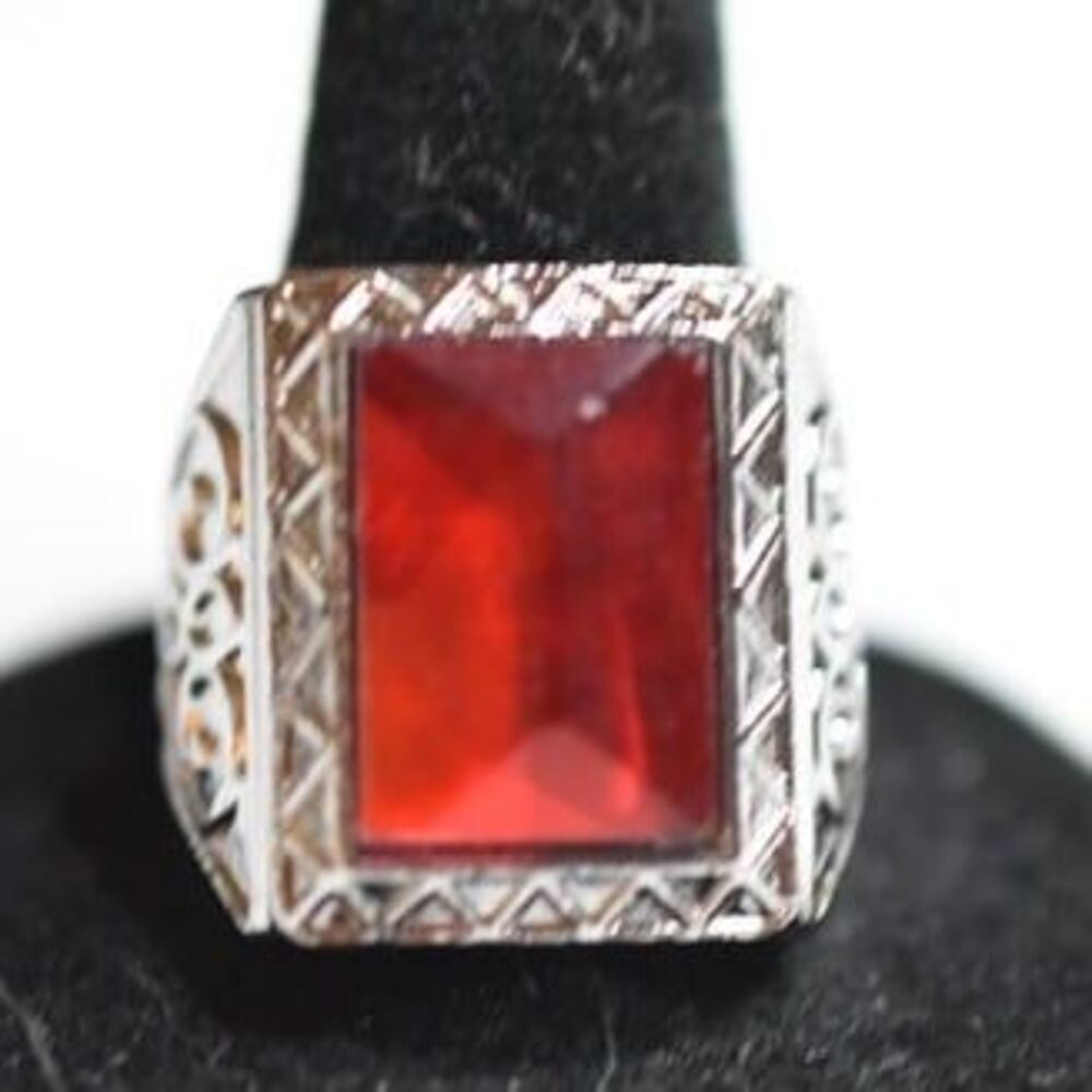 Deep Red Glass Stone Engraved Silver Tone Size 11 & 13 Party Glam Statement Ring